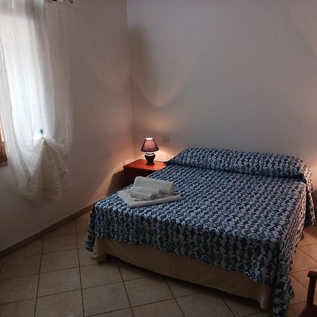 Nora Casa Vacanze/Bed And Breakfast Pula Δωμάτιο φωτογραφία